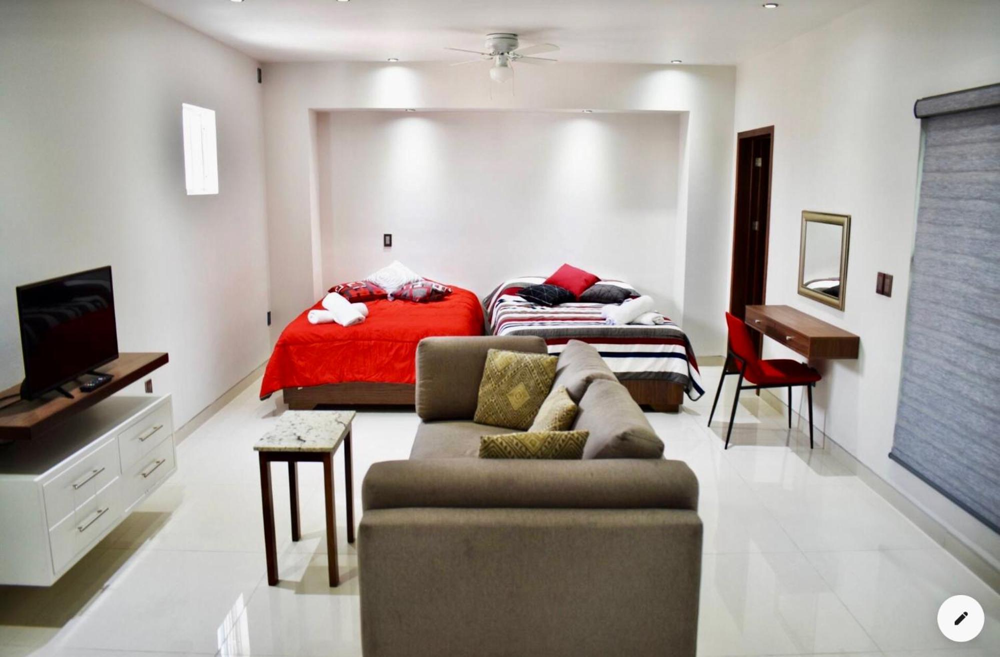 En El Centro 3 Hermoso Loft Familiar Ac Wifi 300 Mbps Агуаскальентес Экстерьер фото